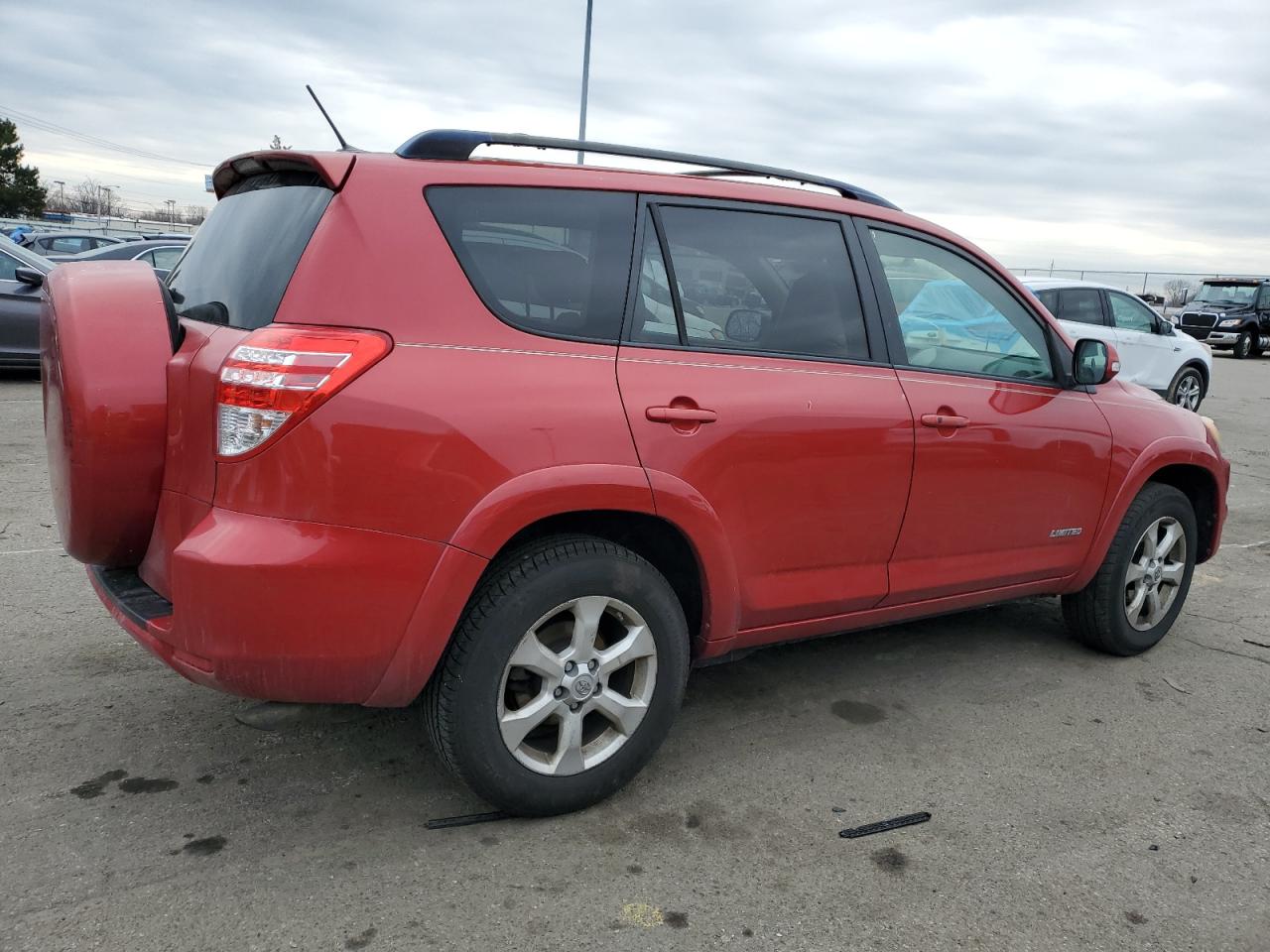 2010 Toyota RAV 4 - Image 3