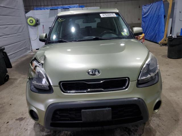  KIA SOUL 2013 Зеленый