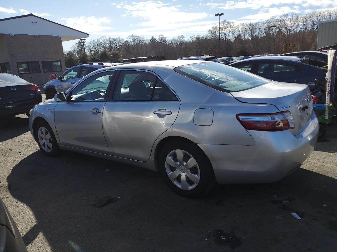2009 Toyota Camry - Image 2