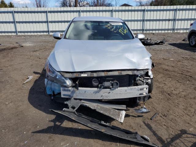  NISSAN ALTIMA 2019 Srebrny