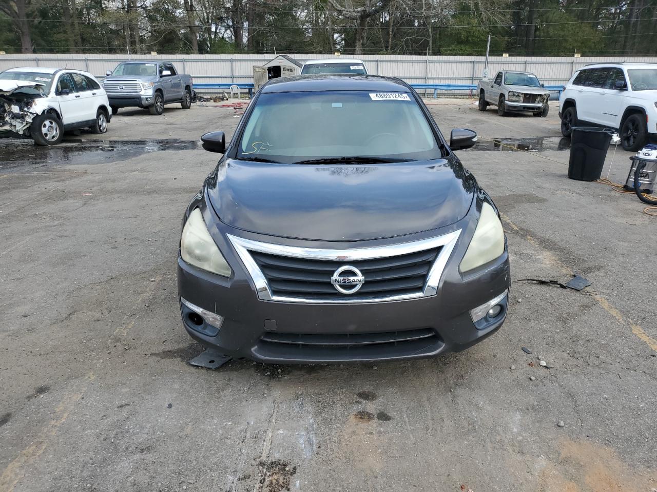 2015 Nissan Altima - Image 5