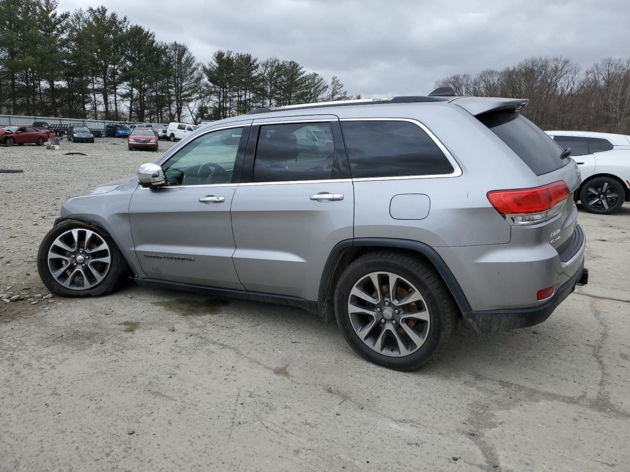 2018 Jeep Grand Cherokee - Image 2