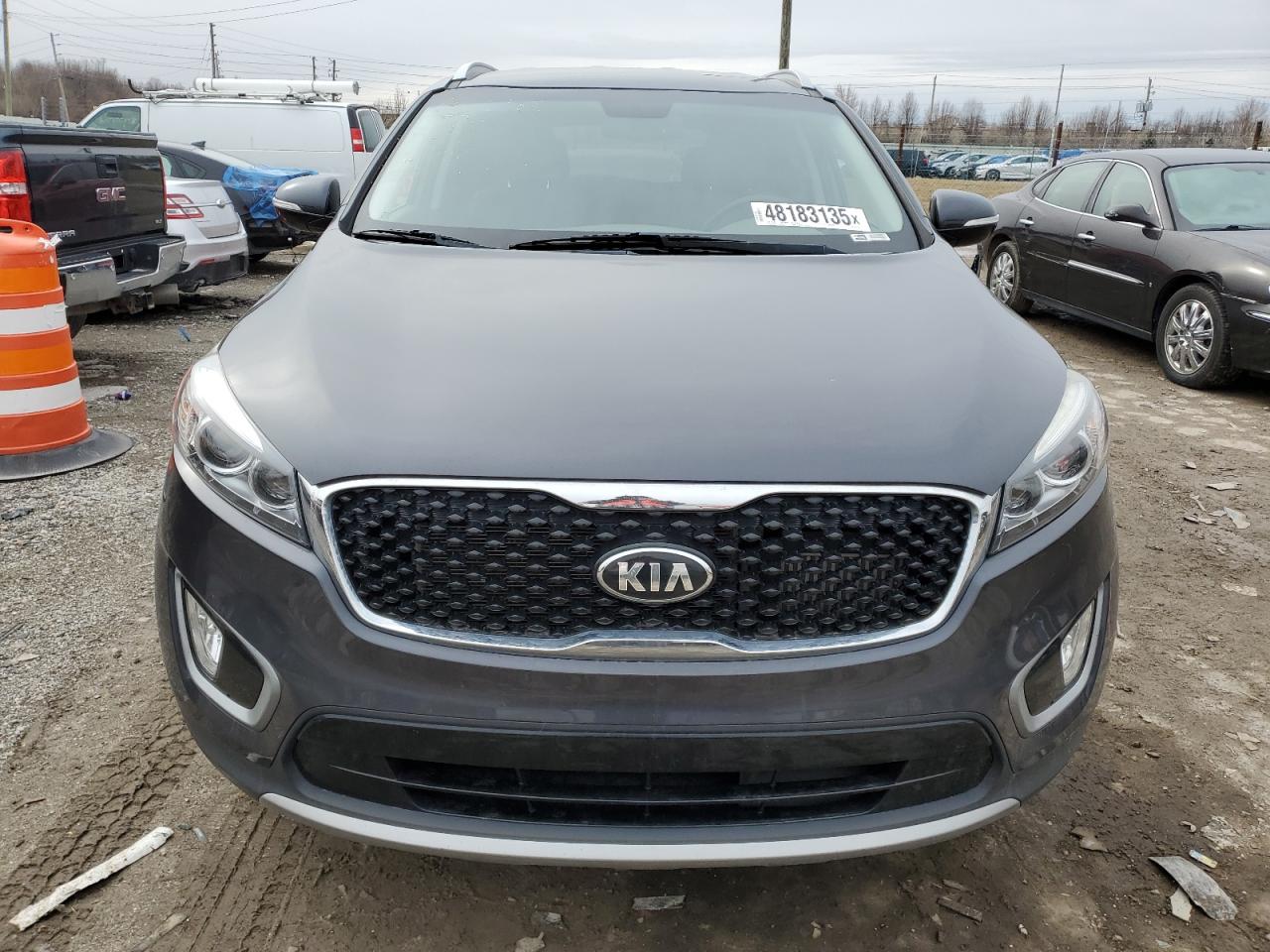 2016 Kia Sorento - Image 5