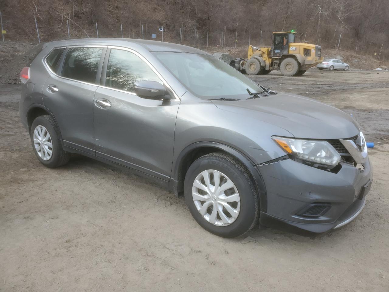 2015 Nissan Rogue - Image 4