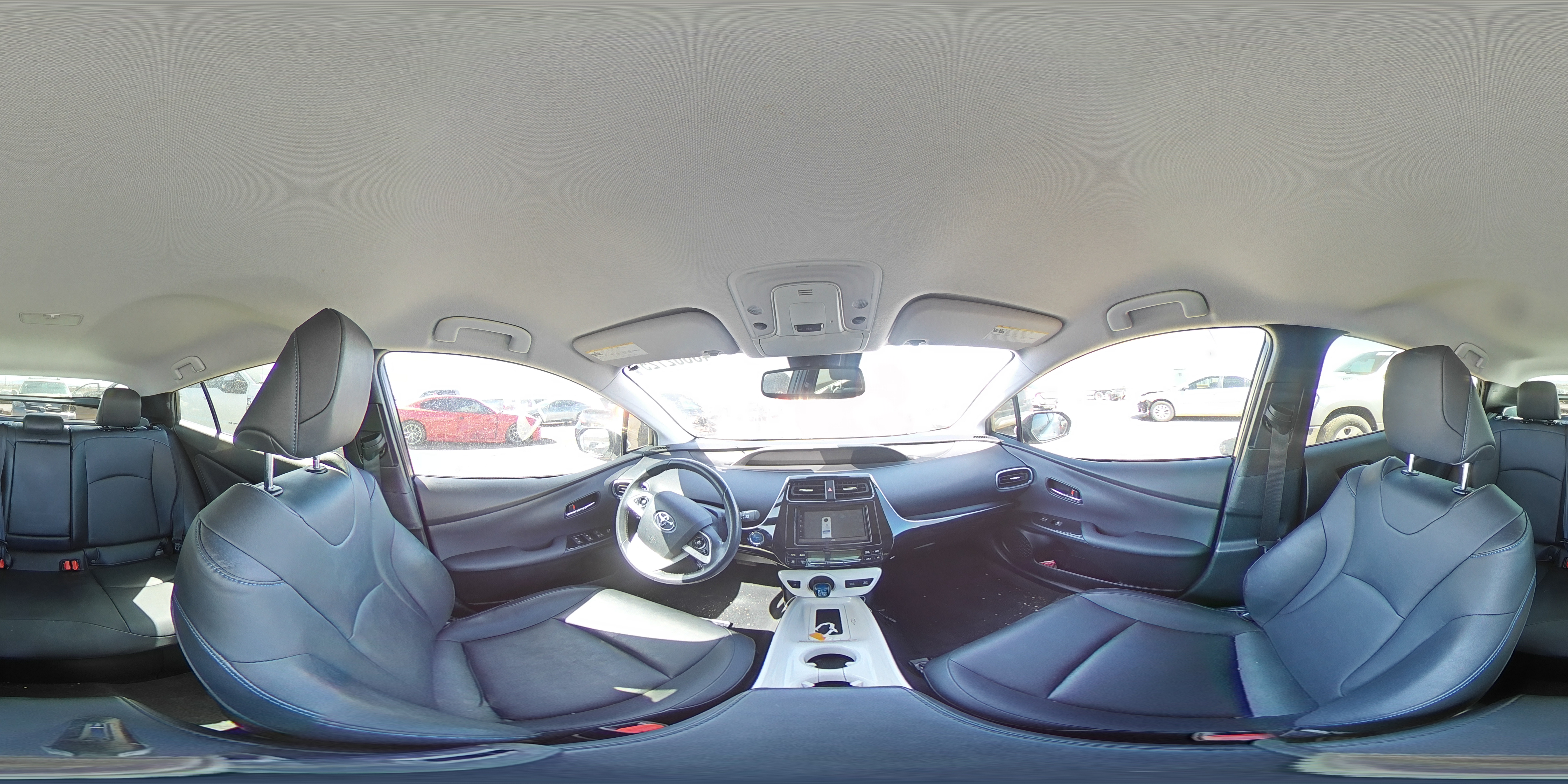 2017 Toyota Prius - Image 12