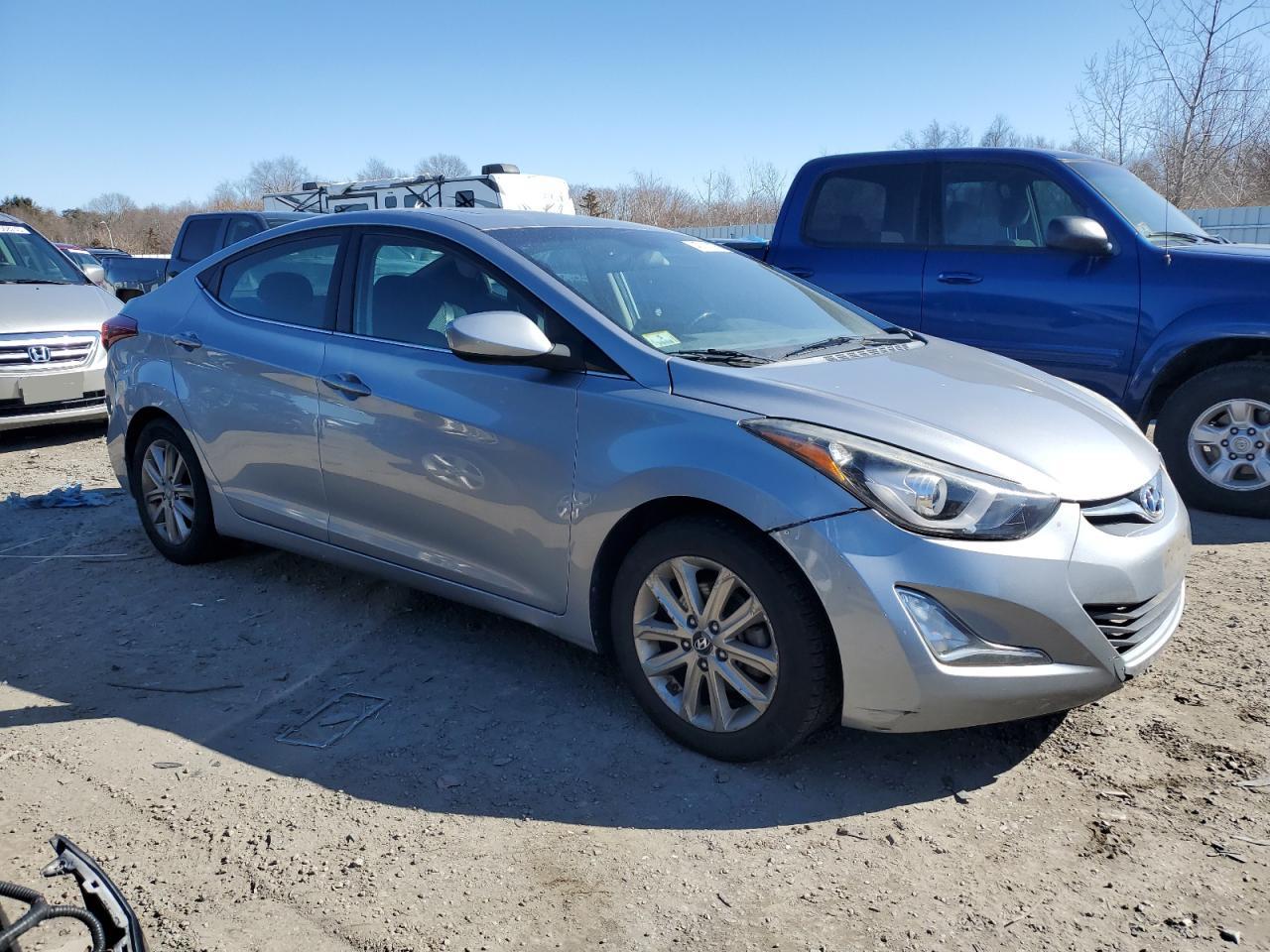 2015 Hyundai Elantra - Image 4