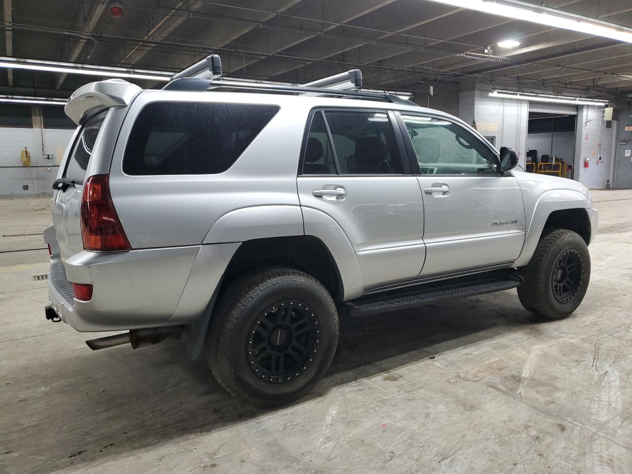2005 Toyota 4Runner - Image 3