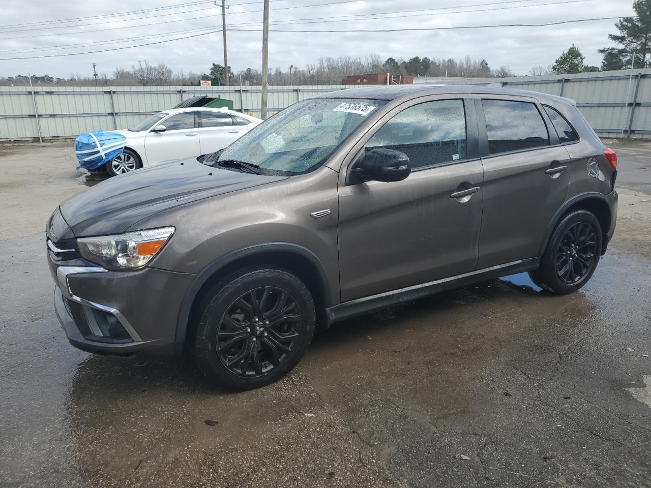 2018 Mitsubishi Outlander - Image 1