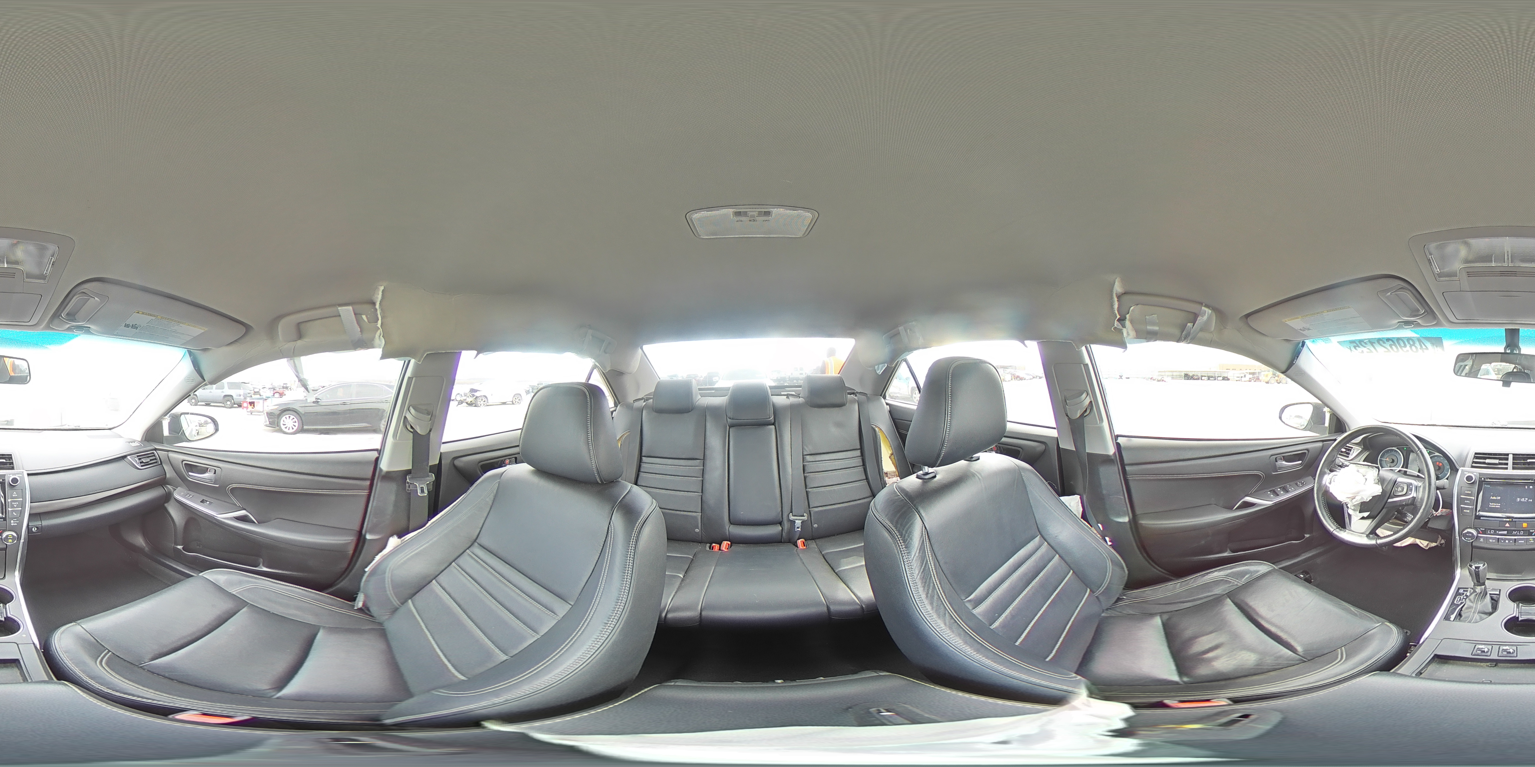 2016 Toyota Camry - Image 13