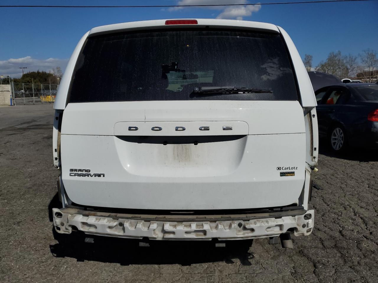 2018 Dodge Caravan - Image 6