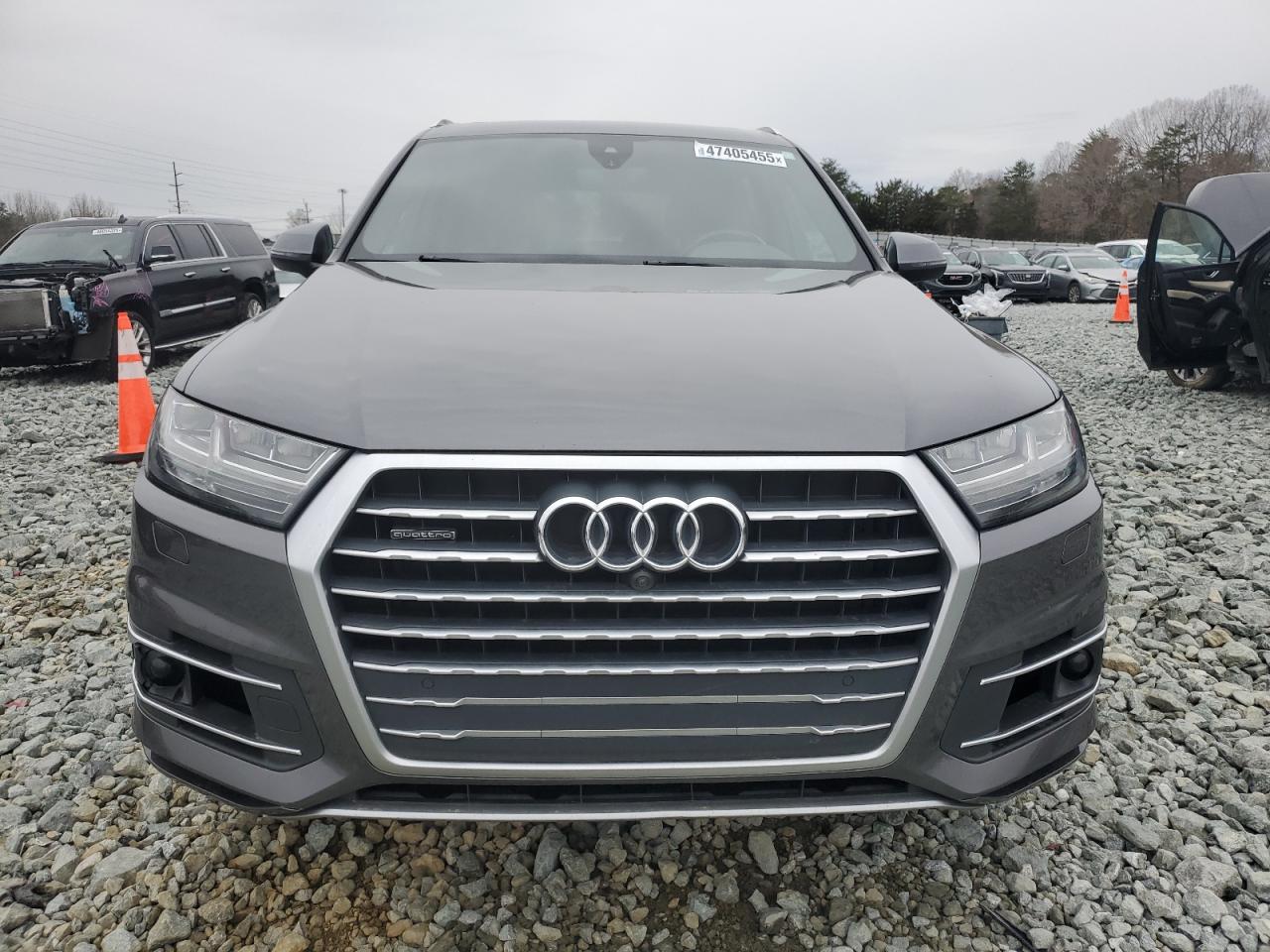 2019 Audi Q7 - Image 5
