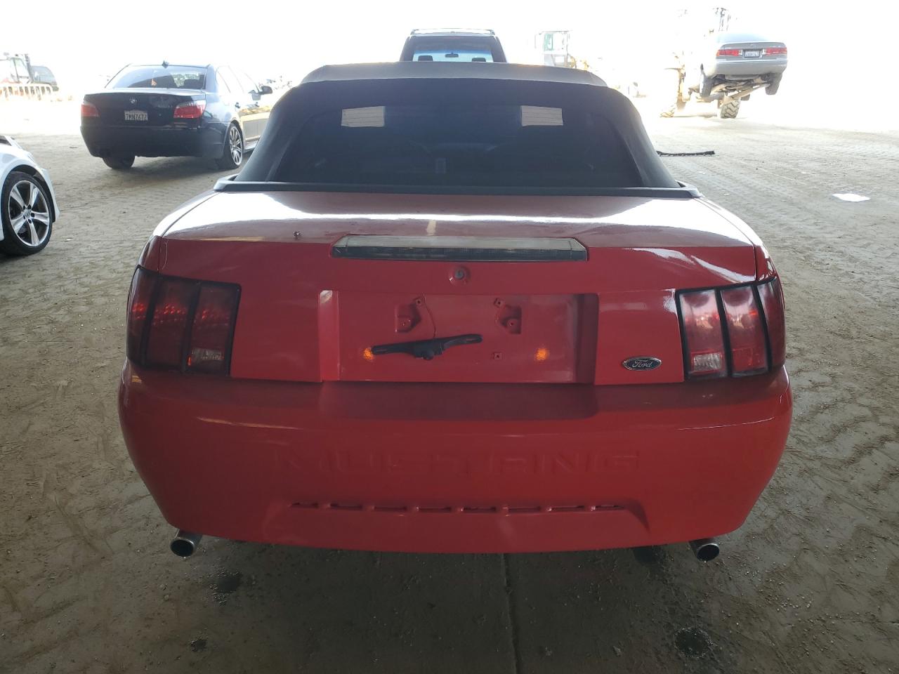 2004 Ford Mustang - Image 6