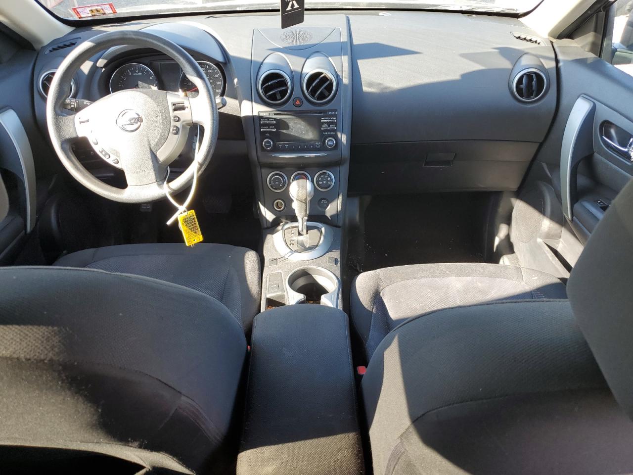 2015 Nissan Rogue - Image 8