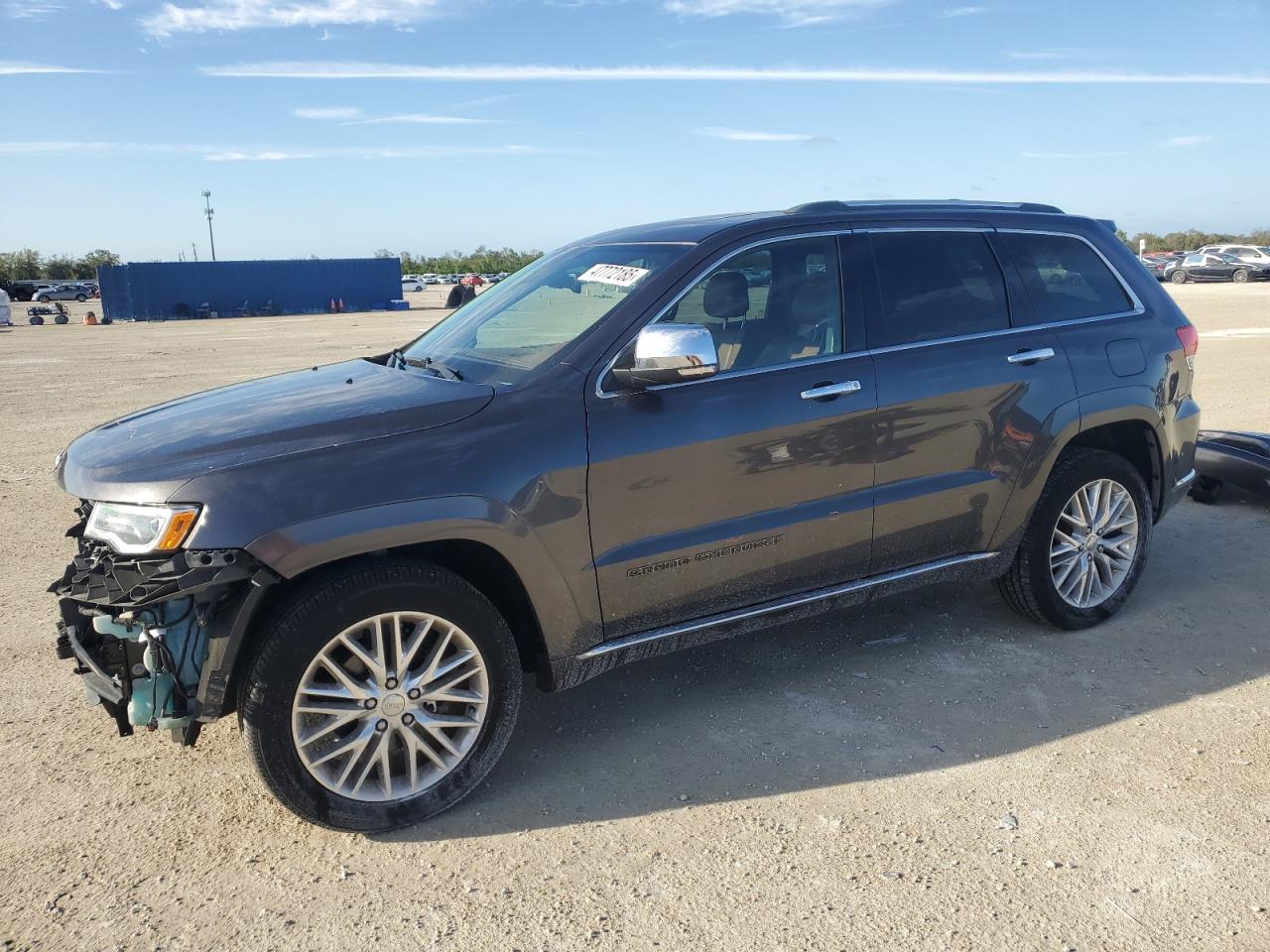 2017 Jeep Grand Cherokee - Image 1