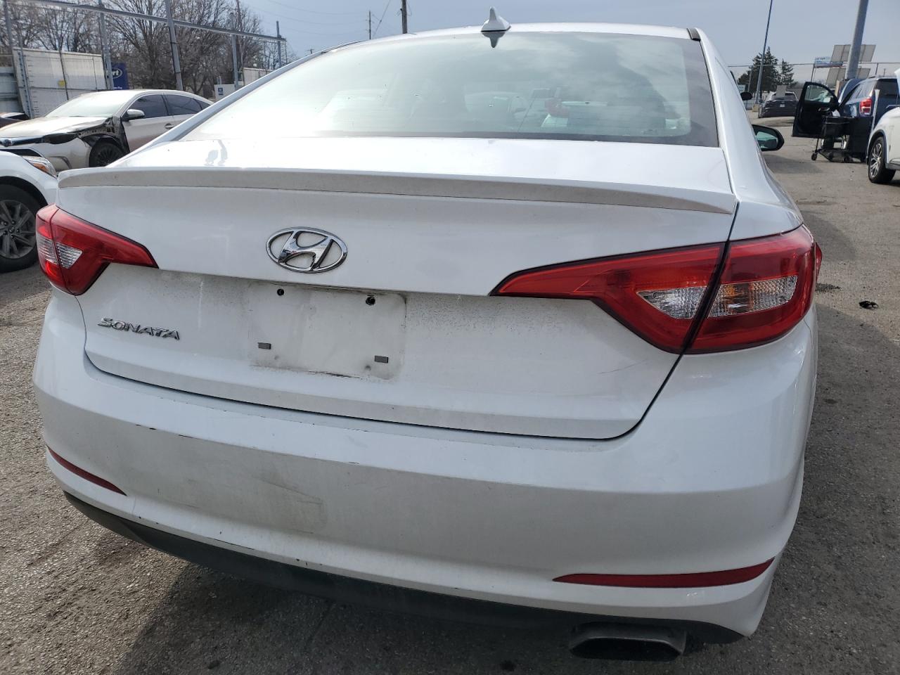 2017 Hyundai Sonata - Image 6