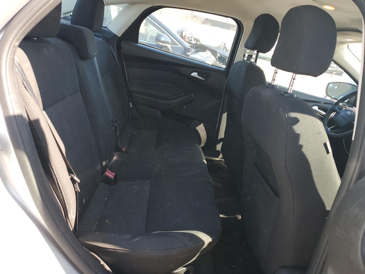 2015 Ford Focus - Image 10