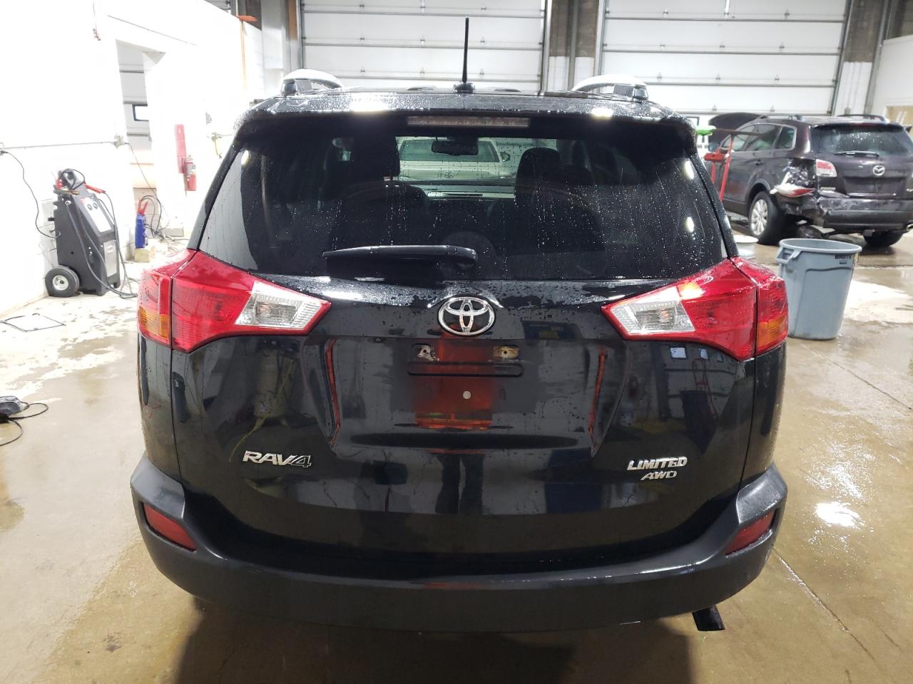 2015 Toyota RAV 4 - Image 6