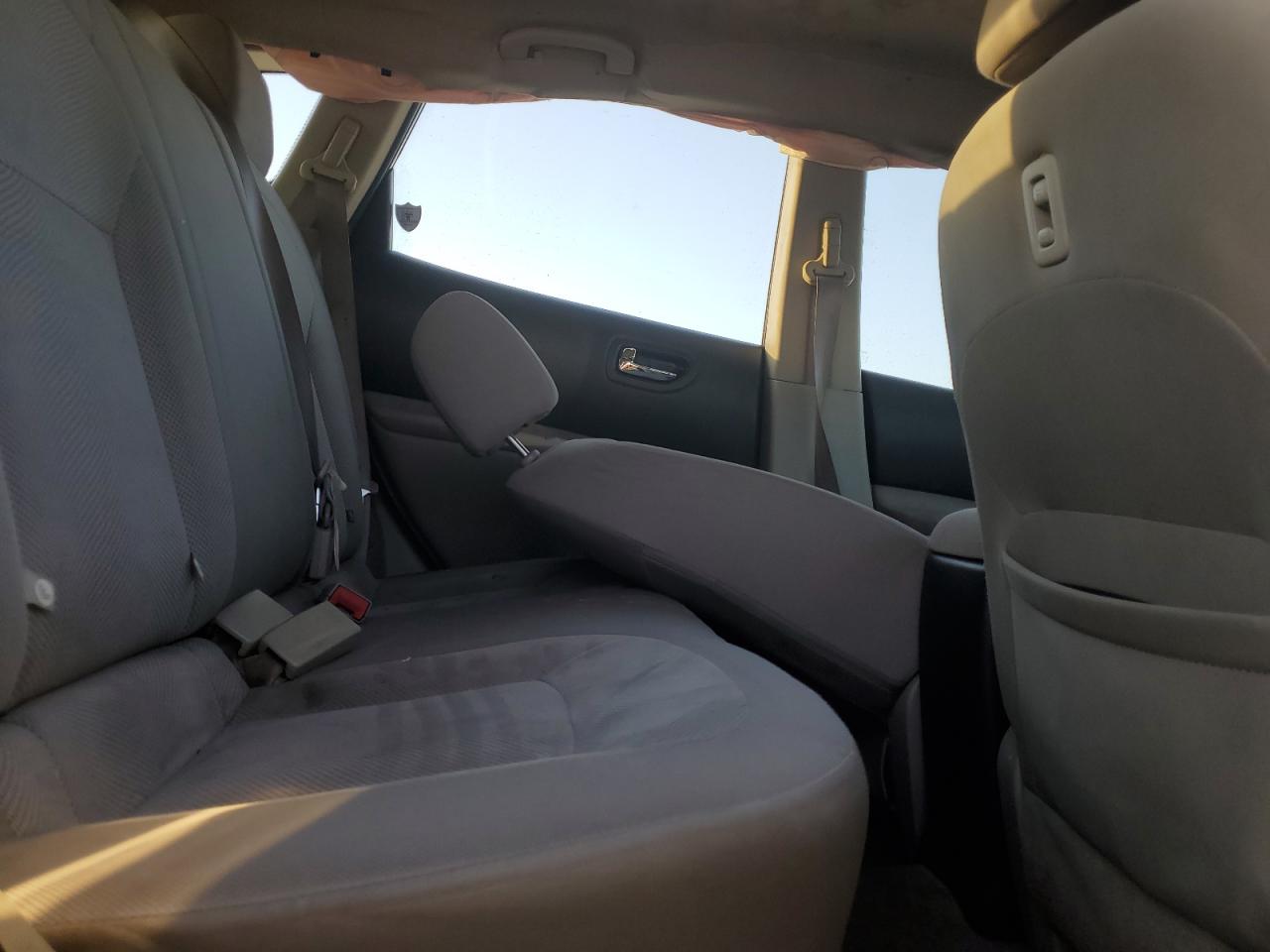 2013 Nissan Rogue - Image 12