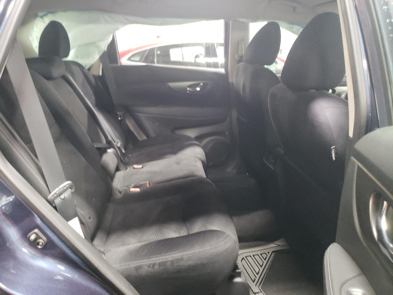 2014 Nissan Rogue - Image 10