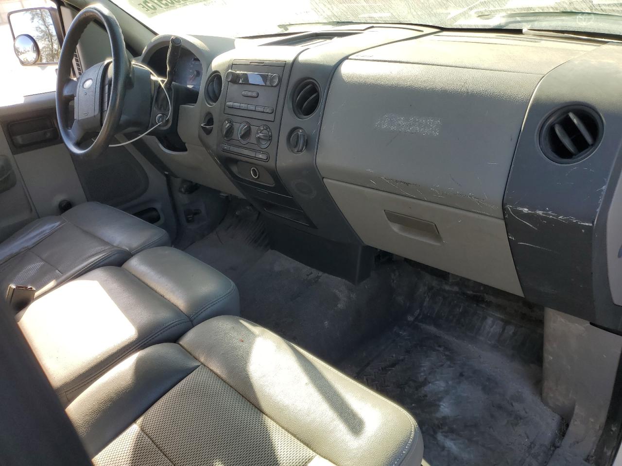 2005 Ford F-150 - Image 8