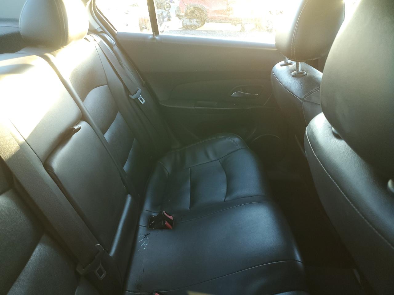 2012 Chevrolet Cruze - Image 10