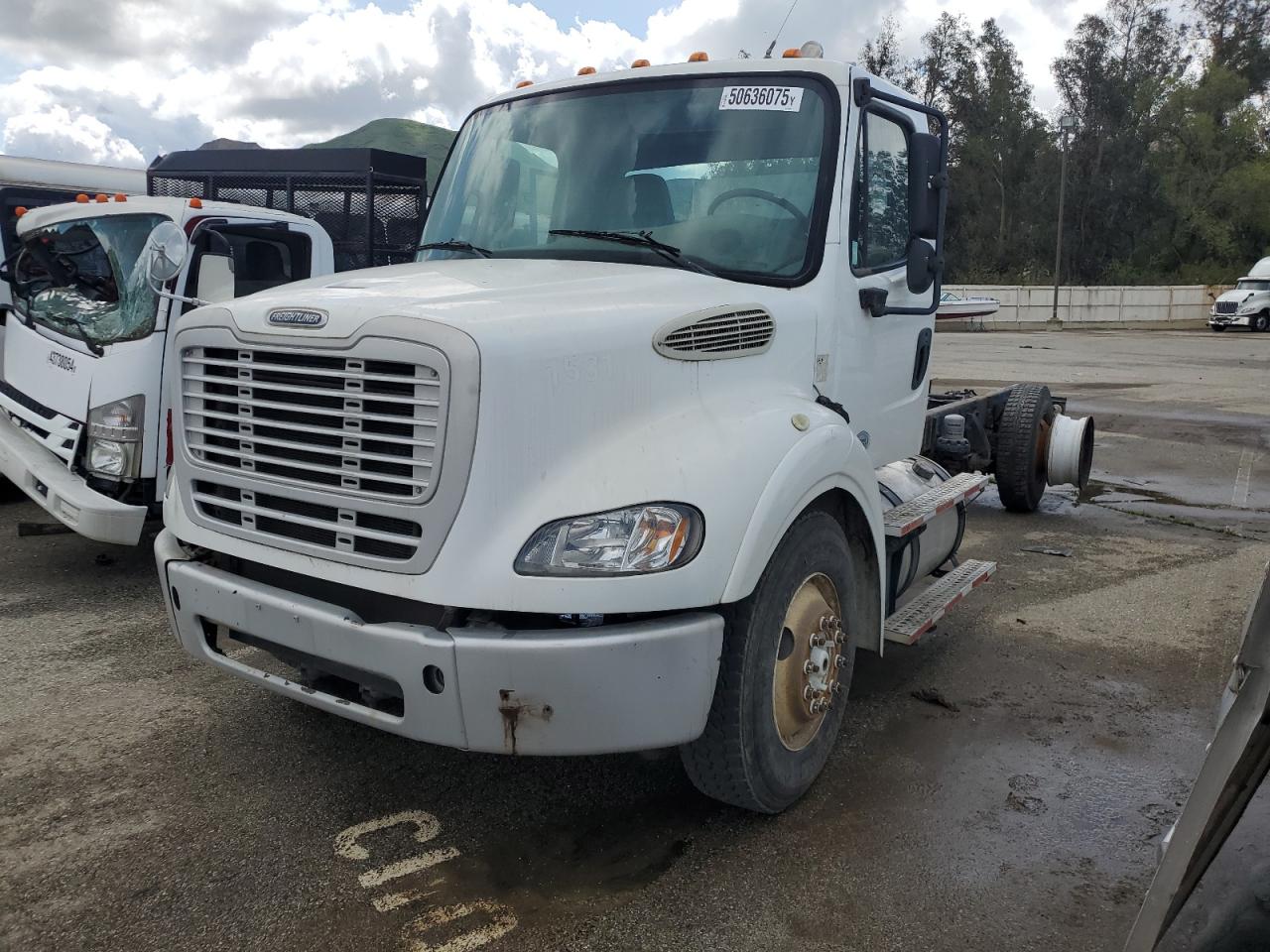 2013 Freightliner M2 112 Medium Duty for Sale in Van Nuys, CA - Mechanical