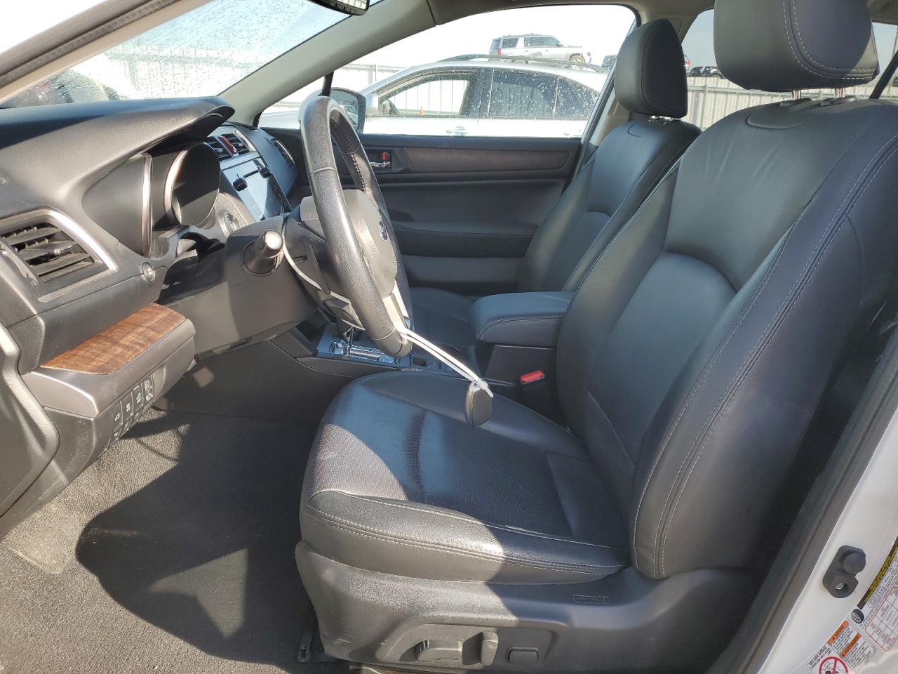 2016 Subaru Outback - Image 7