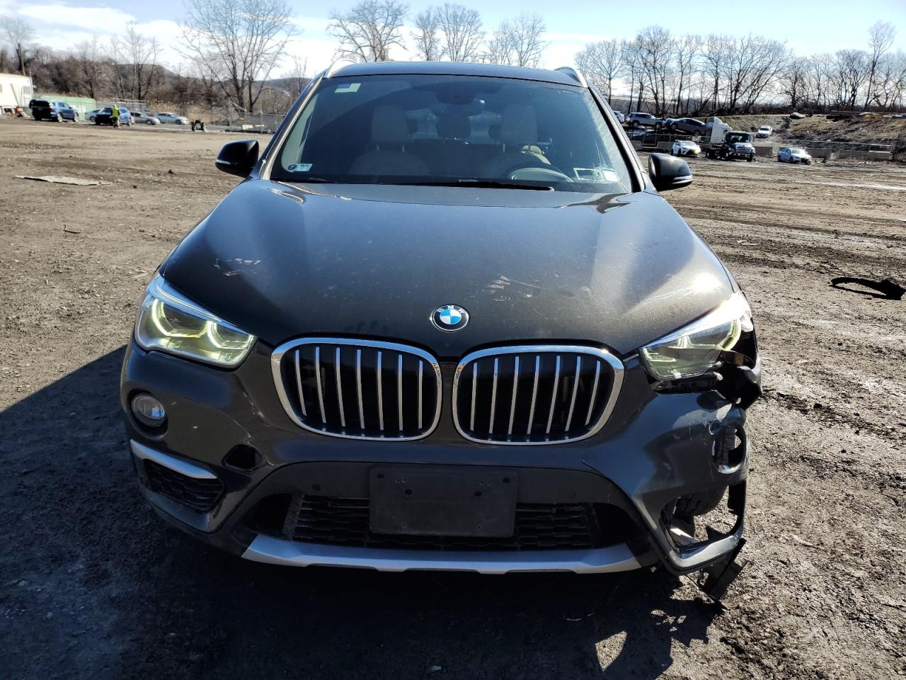 2017 BMW X1 - Image 5