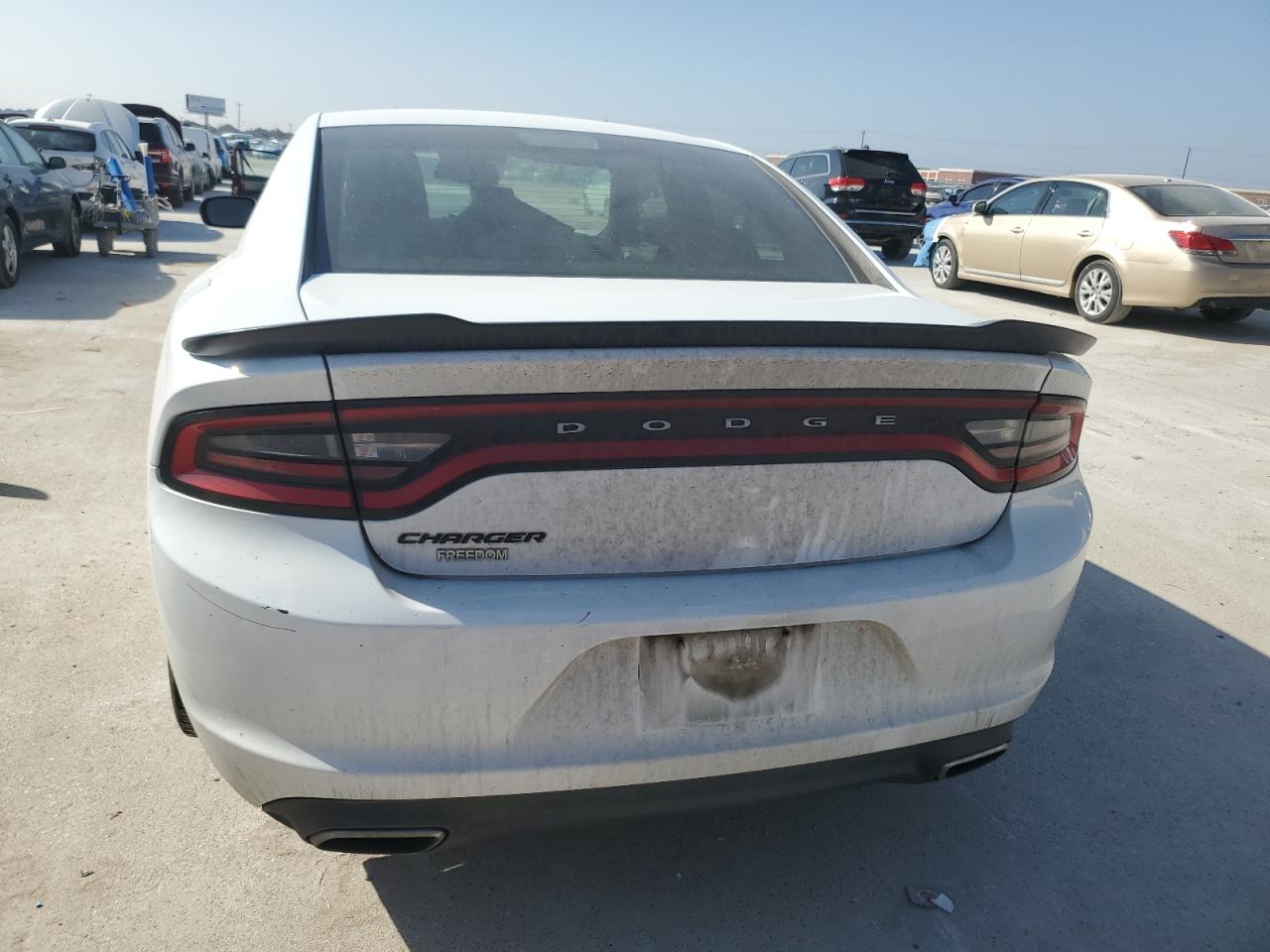 2016 Dodge Charger - Image 6