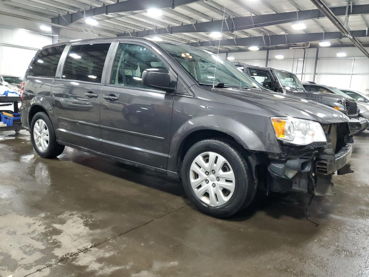 2015 Dodge Caravan - Image 4