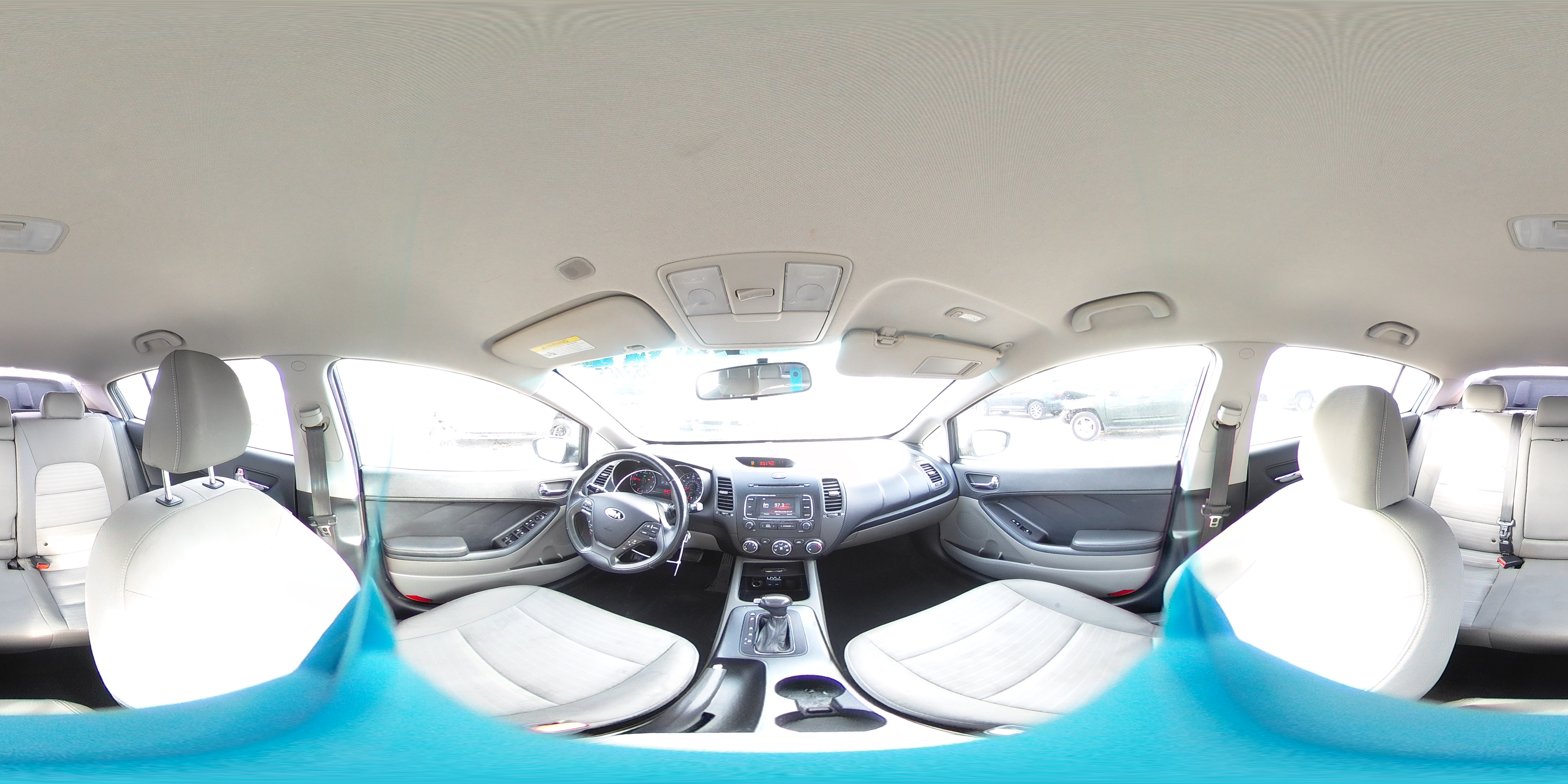 2015 Kia Forte - Image 12