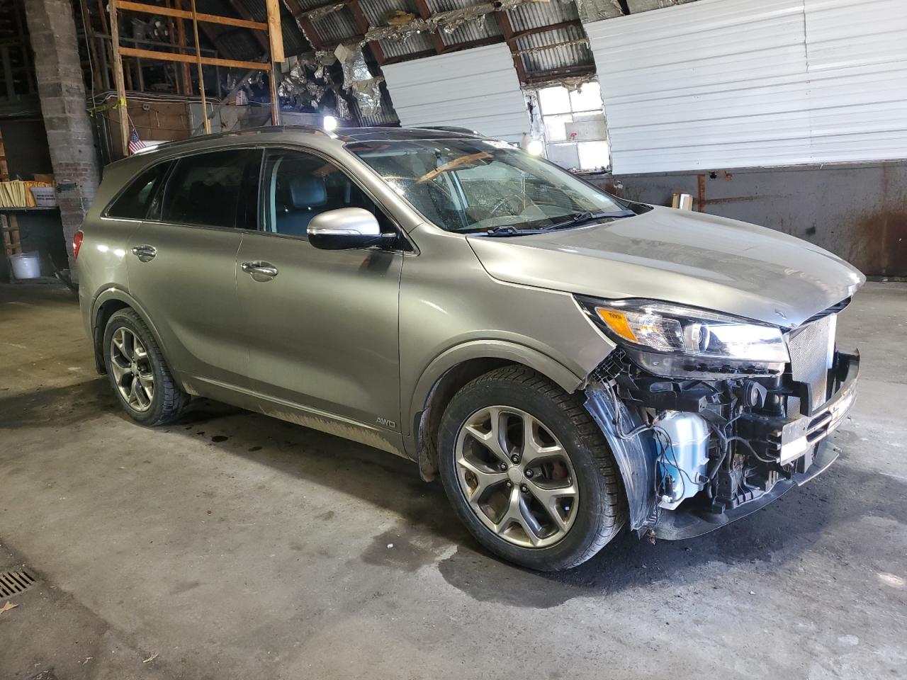 2017 Kia Sorento - Image 4