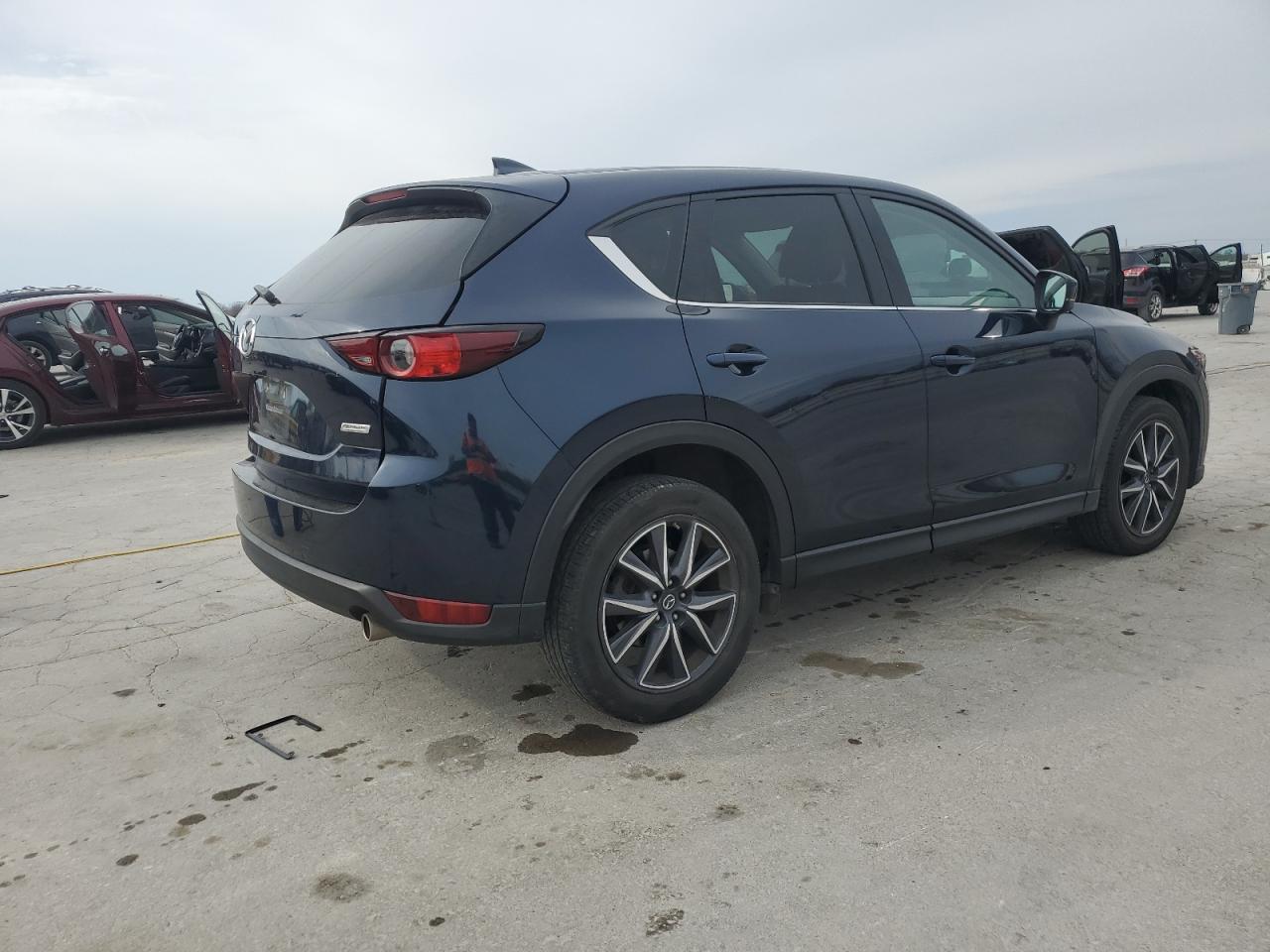 2018 Mazda CX-5 - Image 3