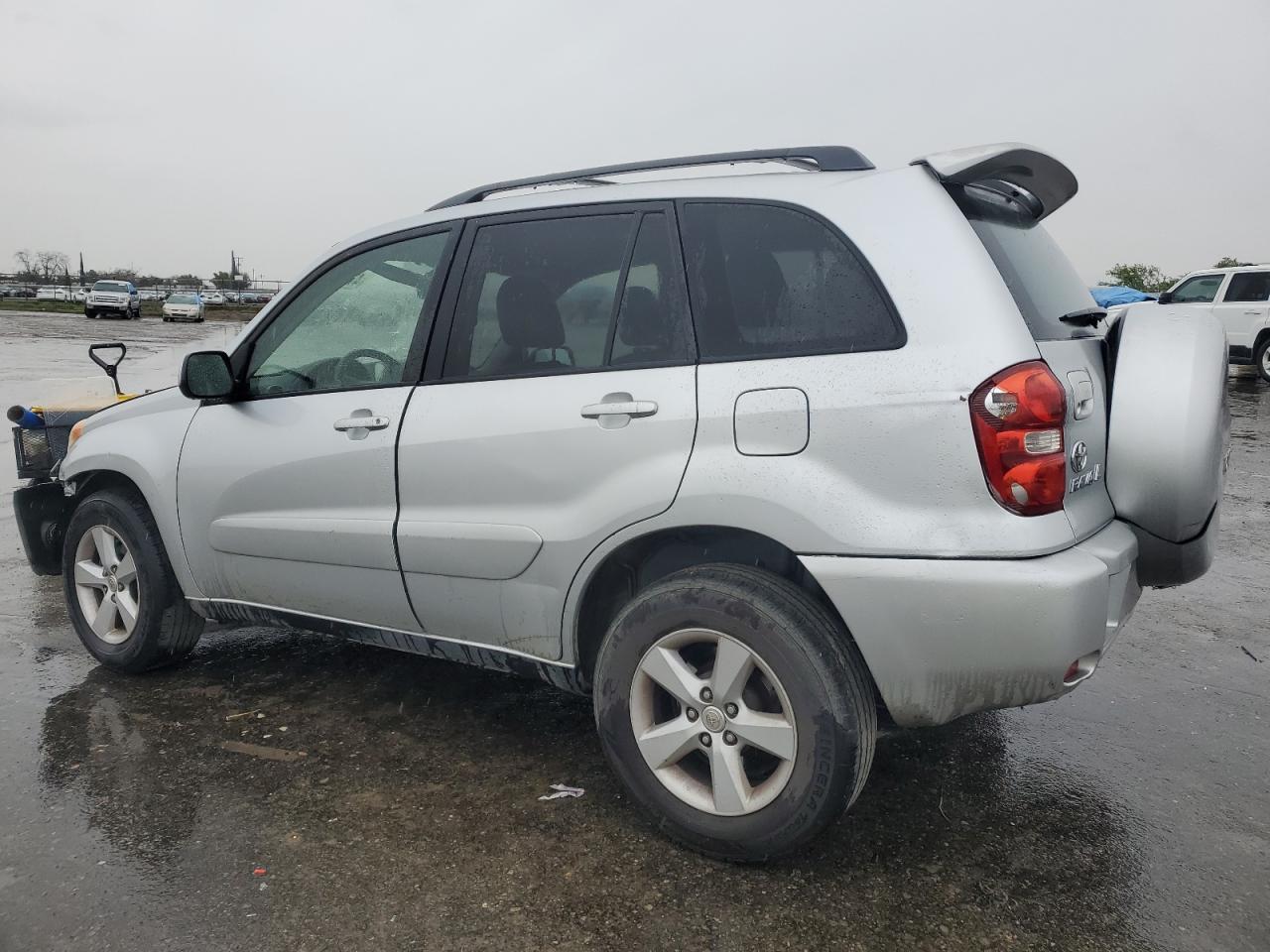 2004 Toyota RAV 4 - Image 2