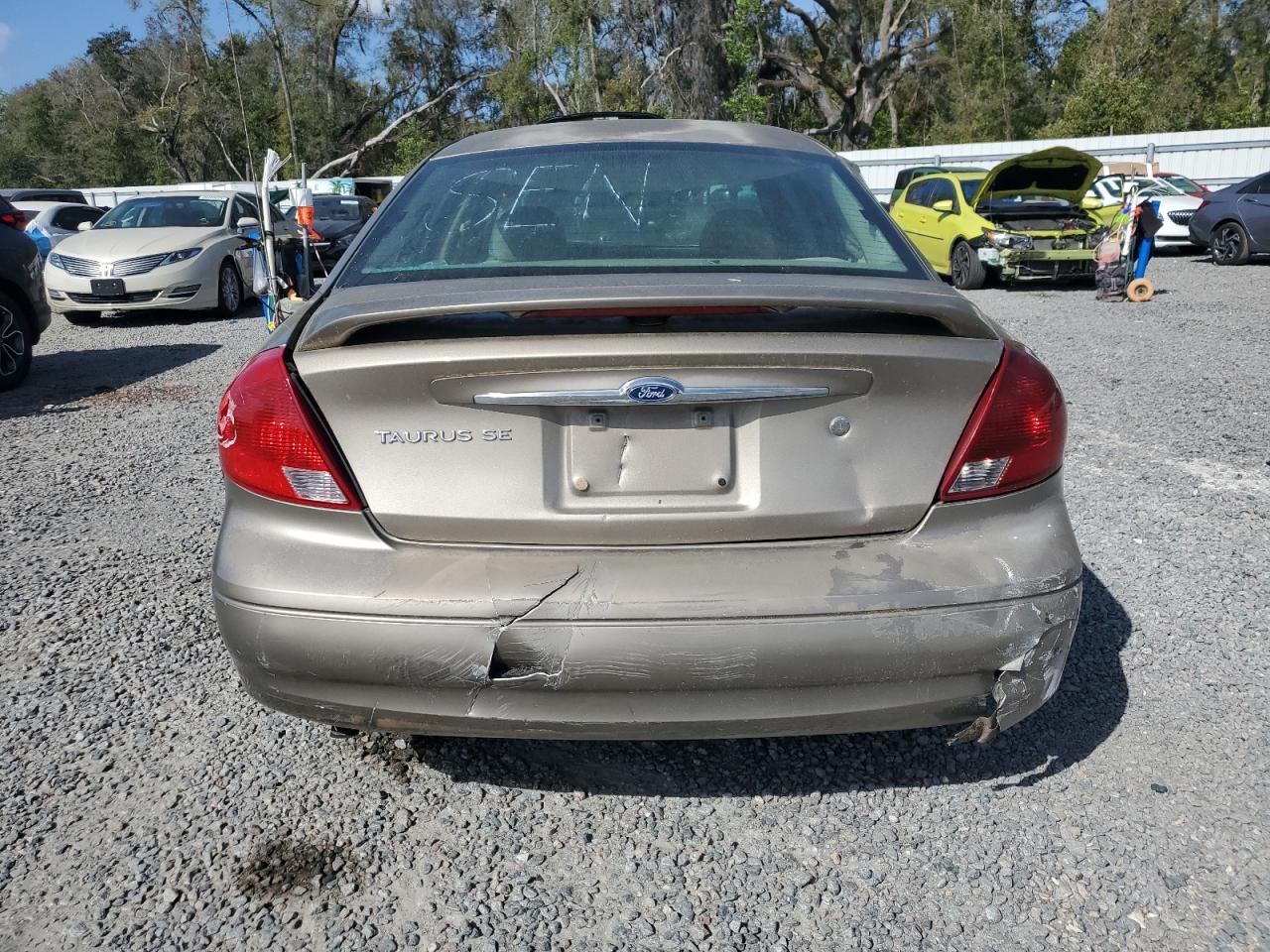 2003 Ford Taurus - Image 6
