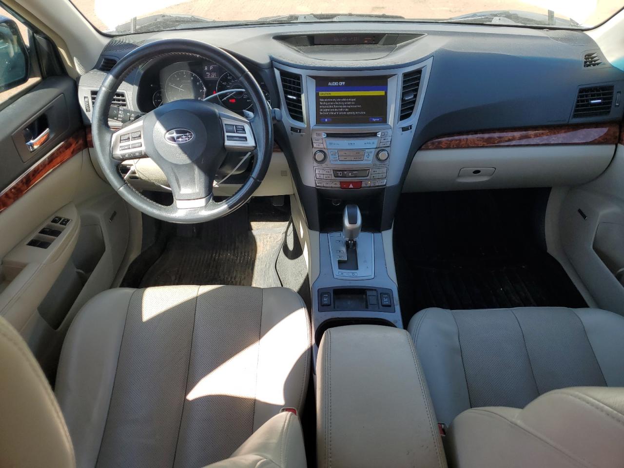 2012 Subaru Outback - Image 8