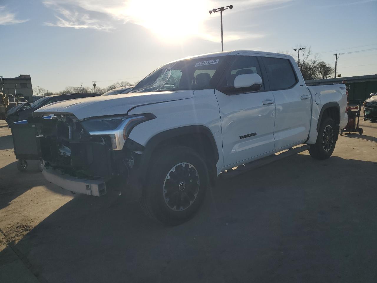 2022 Toyota Tundra Crewmax Sr for Sale in Wilmer, TX - Front End