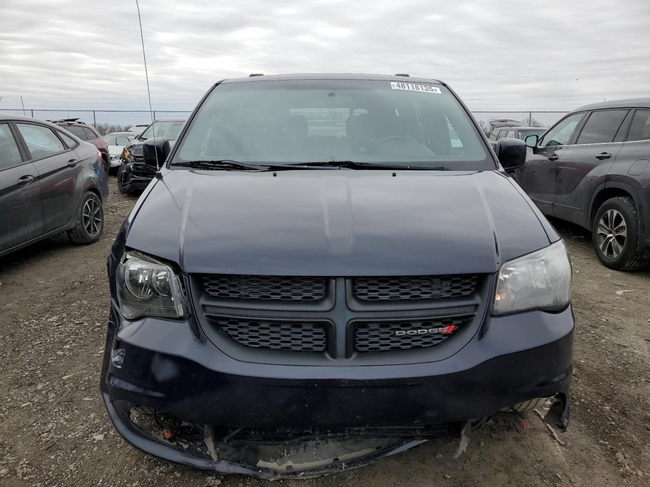 2016 Dodge Caravan - Image 5