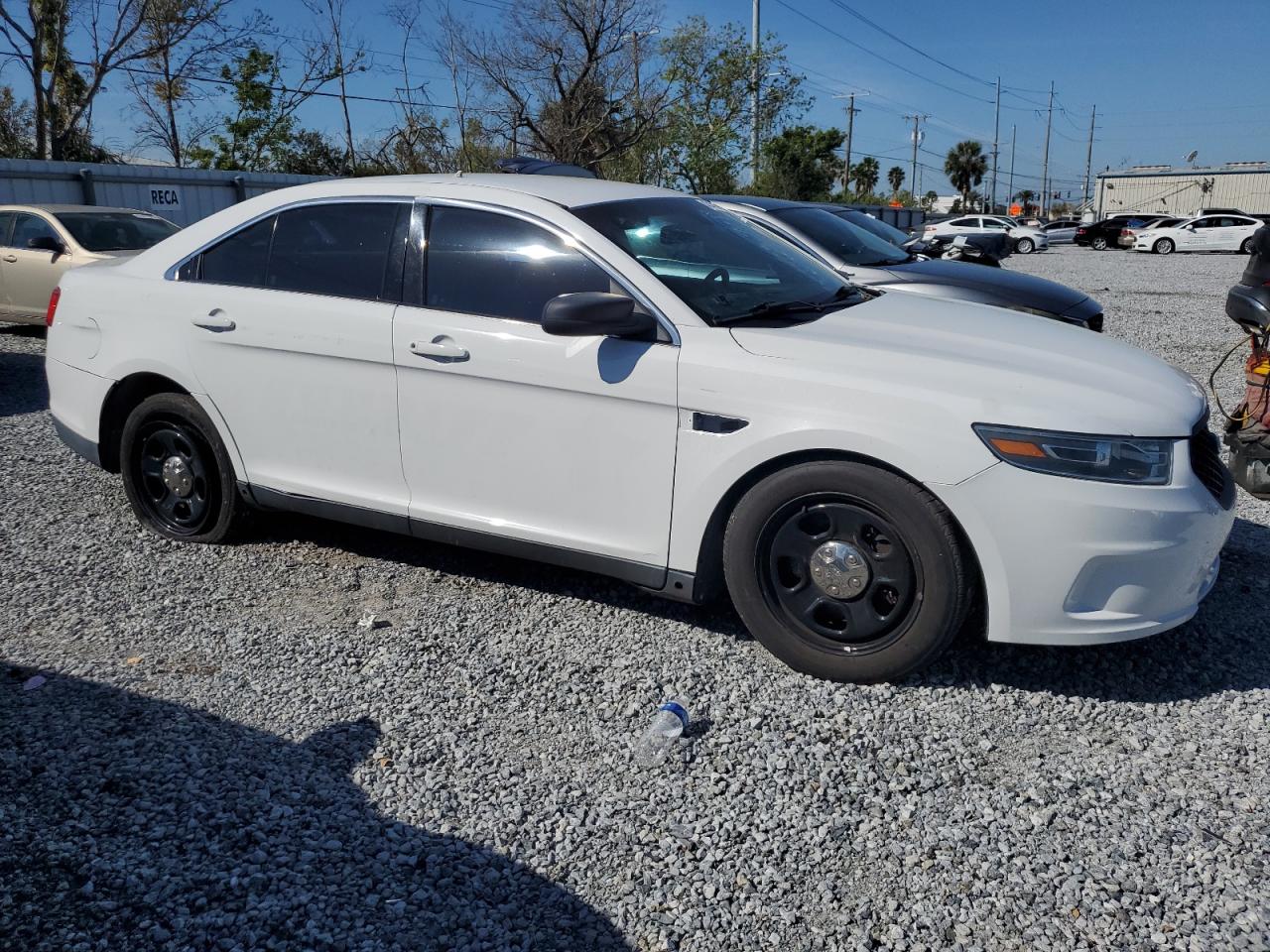 2015 Ford Taurus - Image 4