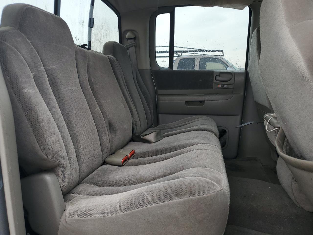 2002 Dodge Dakota - Image 10