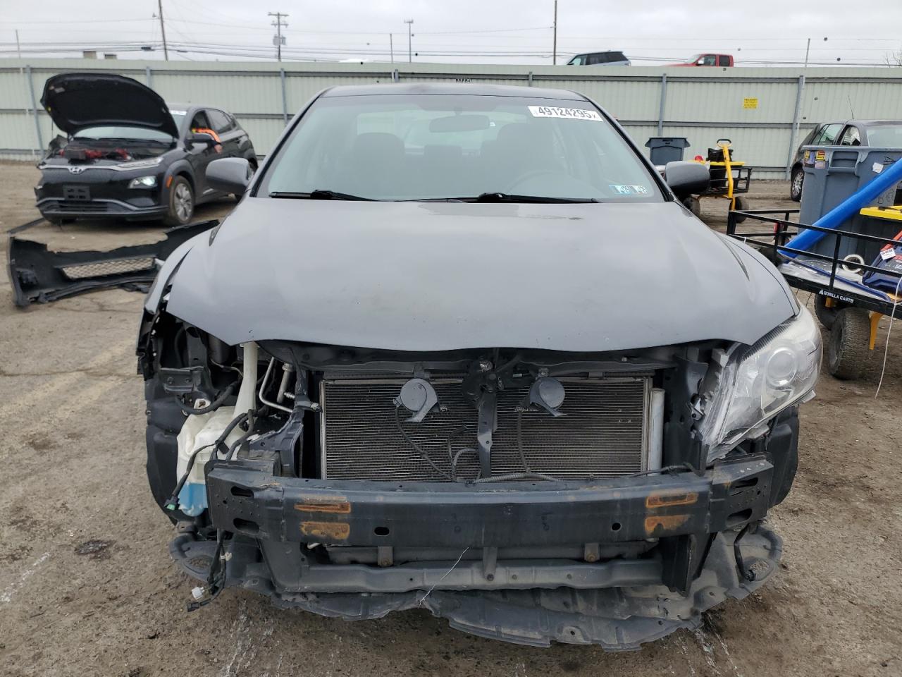 2011 Toyota Camry - Image 5