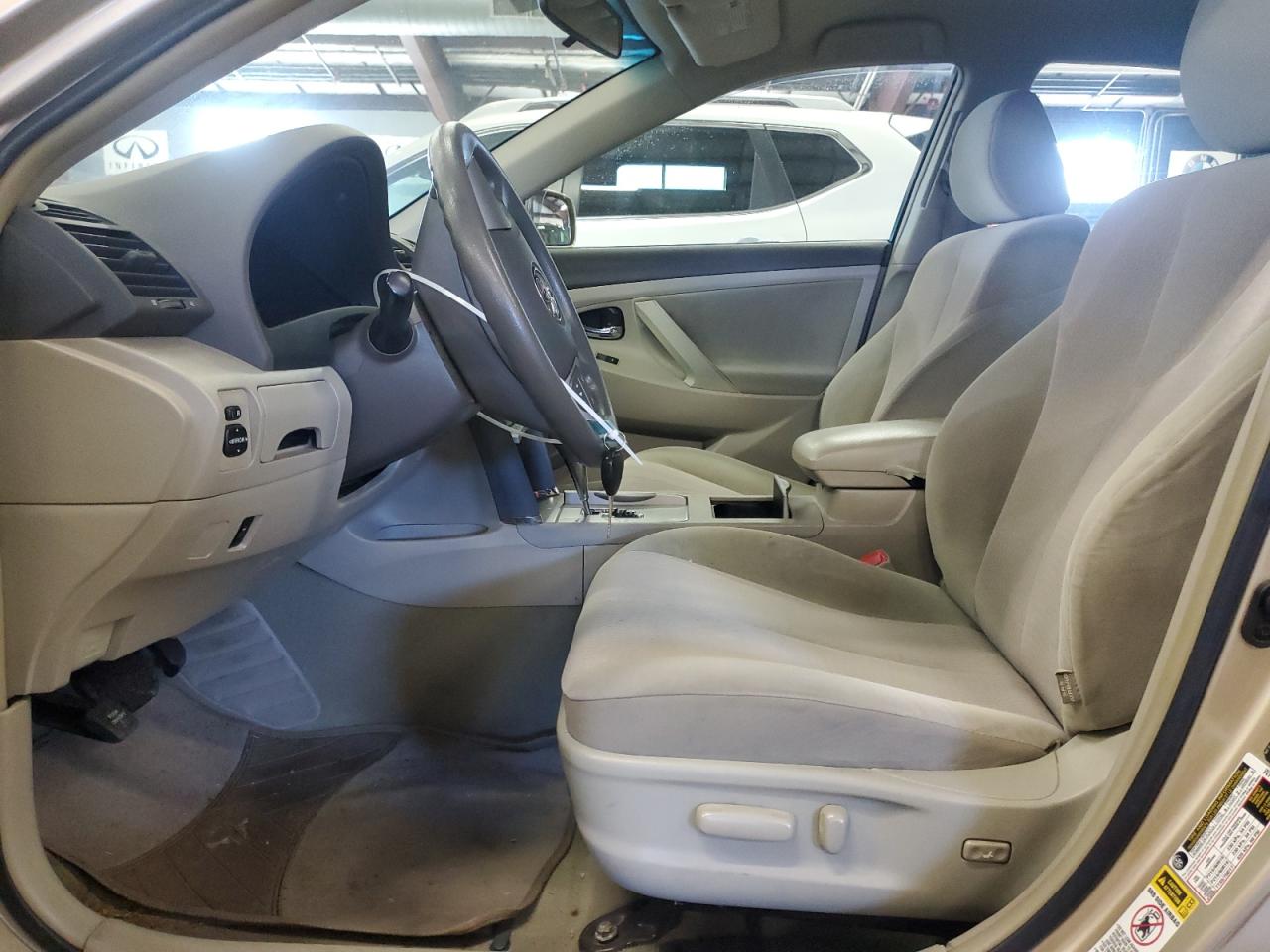 2011 Toyota Camry - Image 7