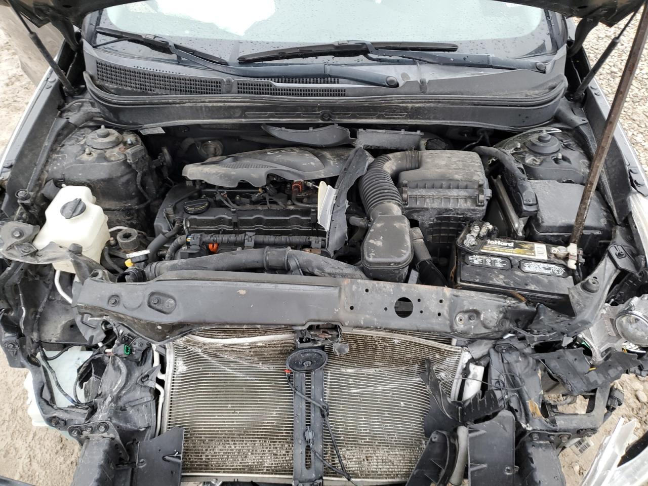 2011 Hyundai Sonata - Image 12