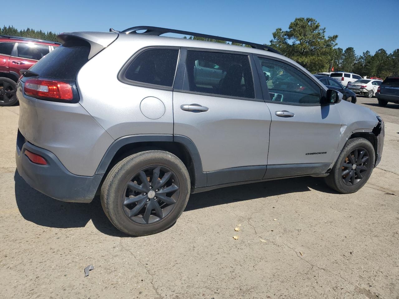 2014 Jeep Grand Cherokee - Image 3