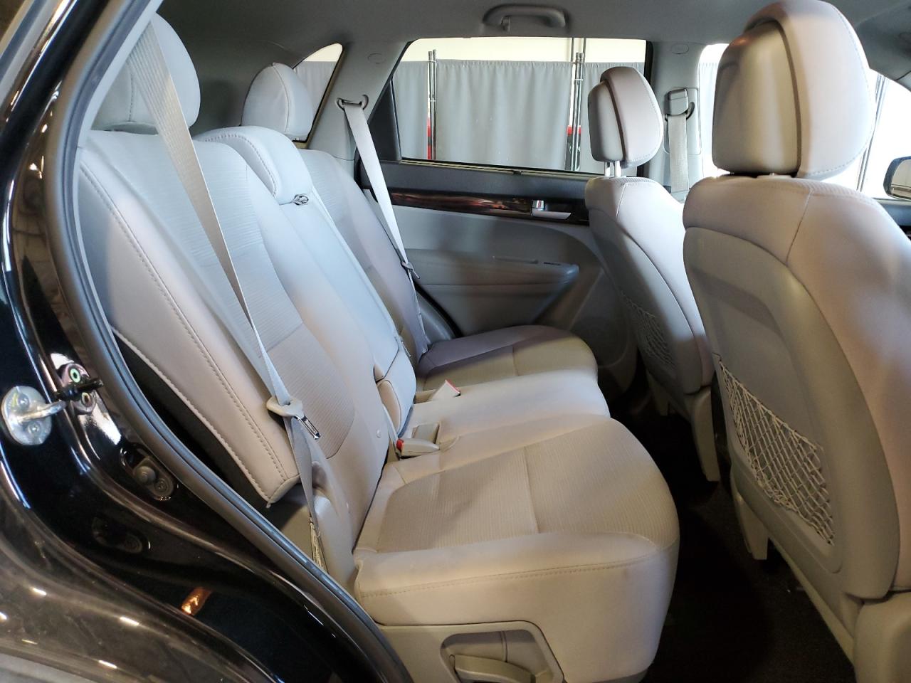 2015 Kia Sorento - Image 10