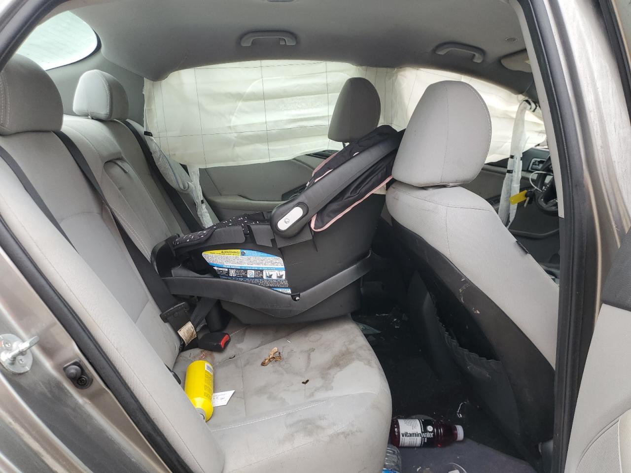 2012 Kia Optima - Image 11