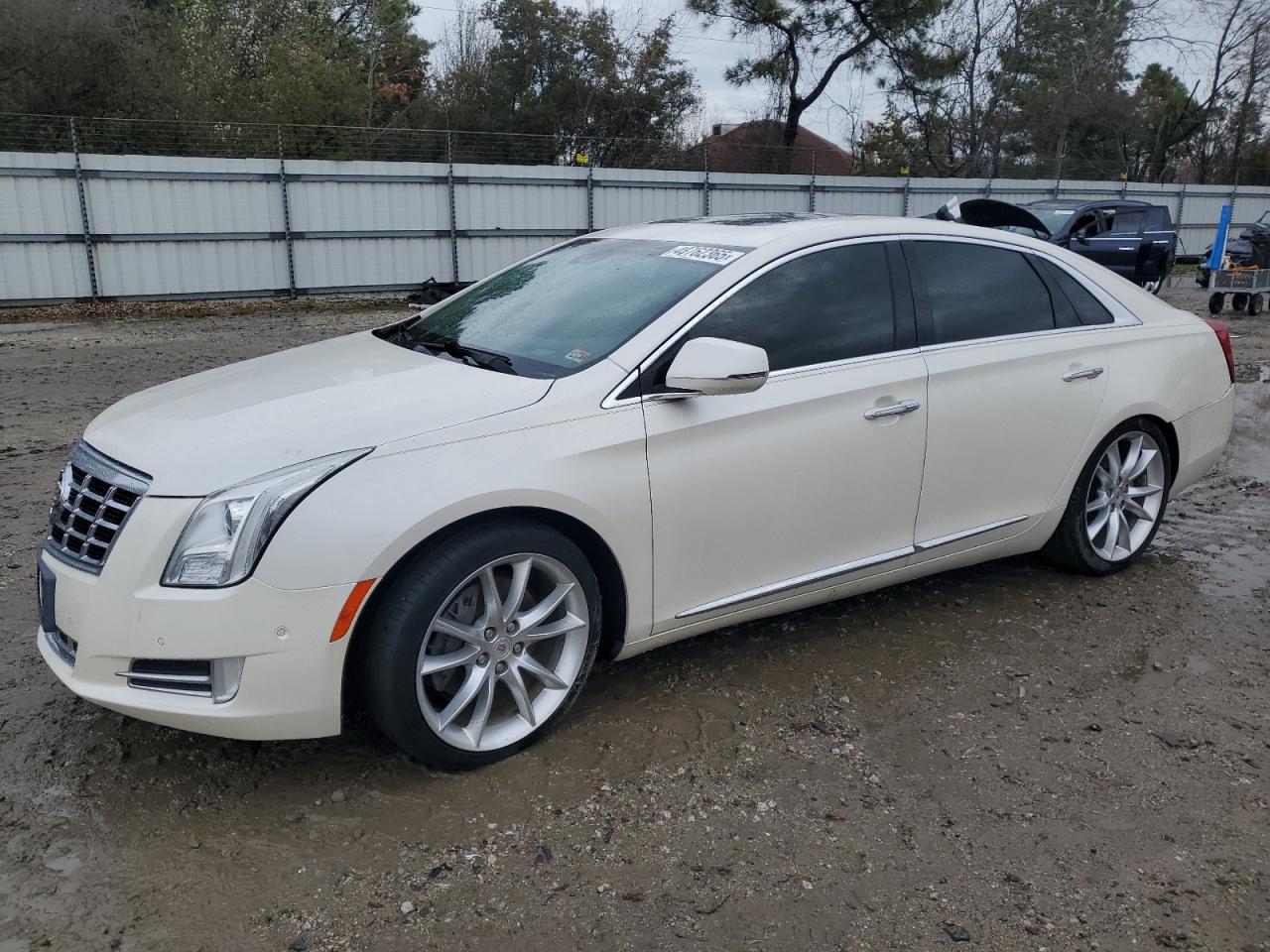 2014 Cadillac XTS - Image 1