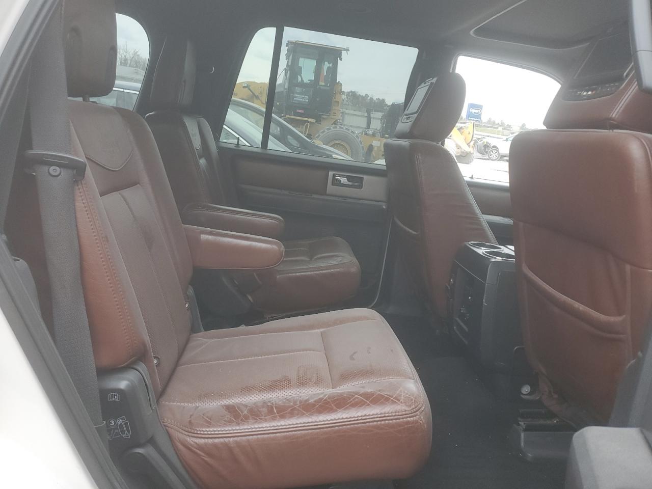 2013 Ford Expedition - Image 11