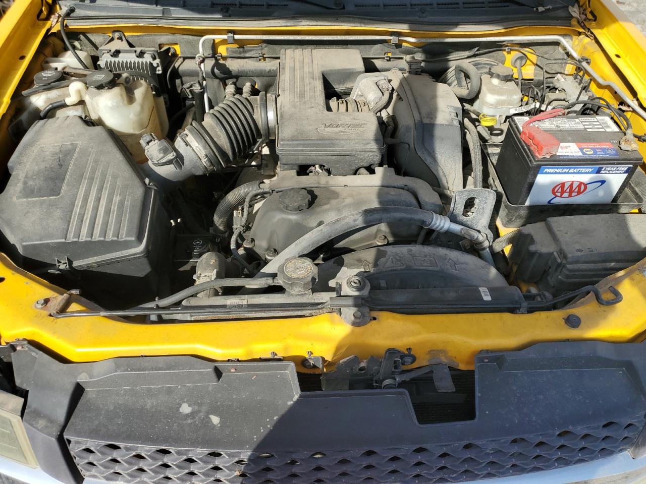 2005 Chevrolet Colorado - Image 11