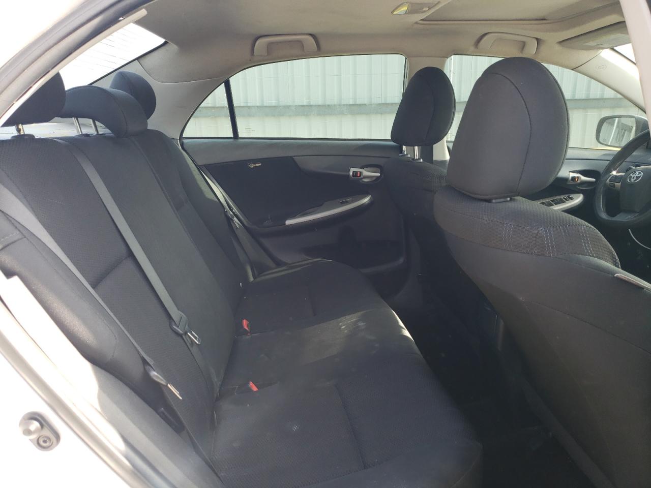 2011 Toyota Corolla - Image 10
